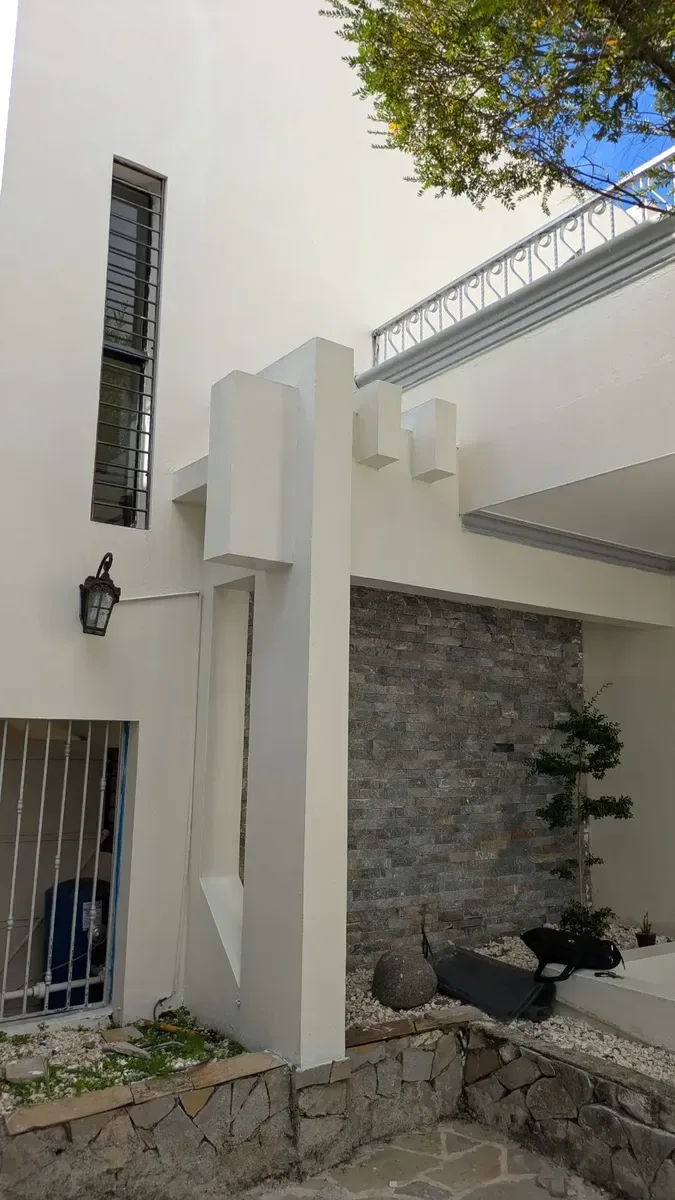 Casa de 4 habitaciones con piscina en La Moraleja, Santiago, foto 4